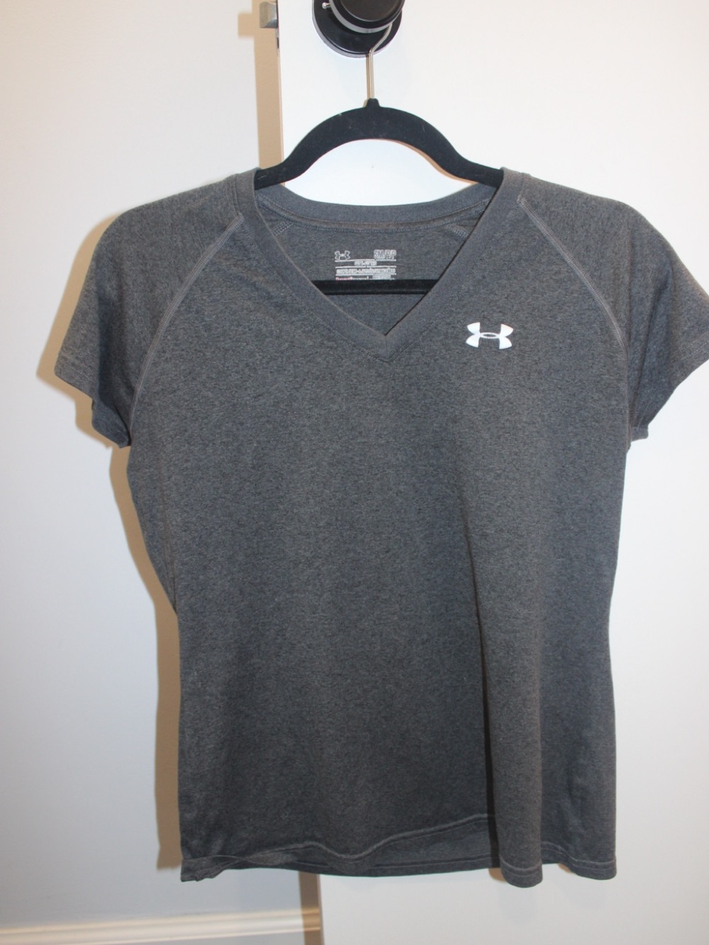 Under Armour Women's UA Tech V-Neck Short Sleeve Training Shirt - Gray Heather